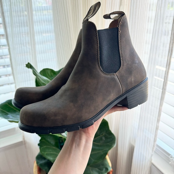 Blundstone Heeled Pull On Boot Rustic Brown Size 10.5 - Picture 4 of 12